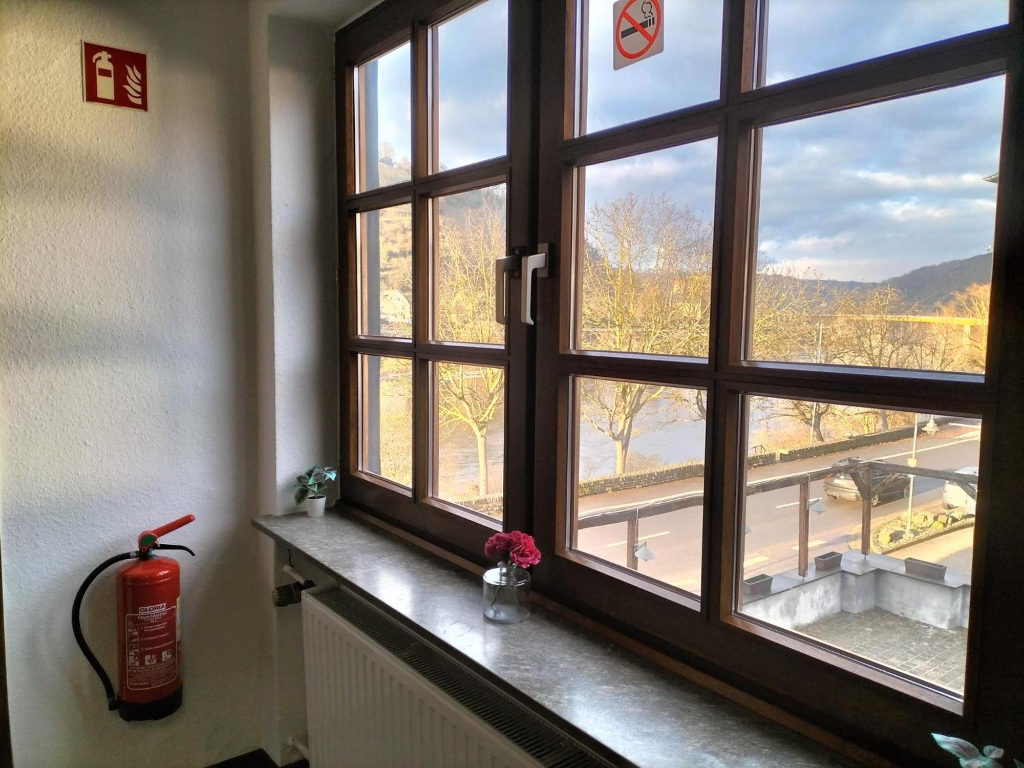 B3 Hotel Niederfell エクステリア 写真