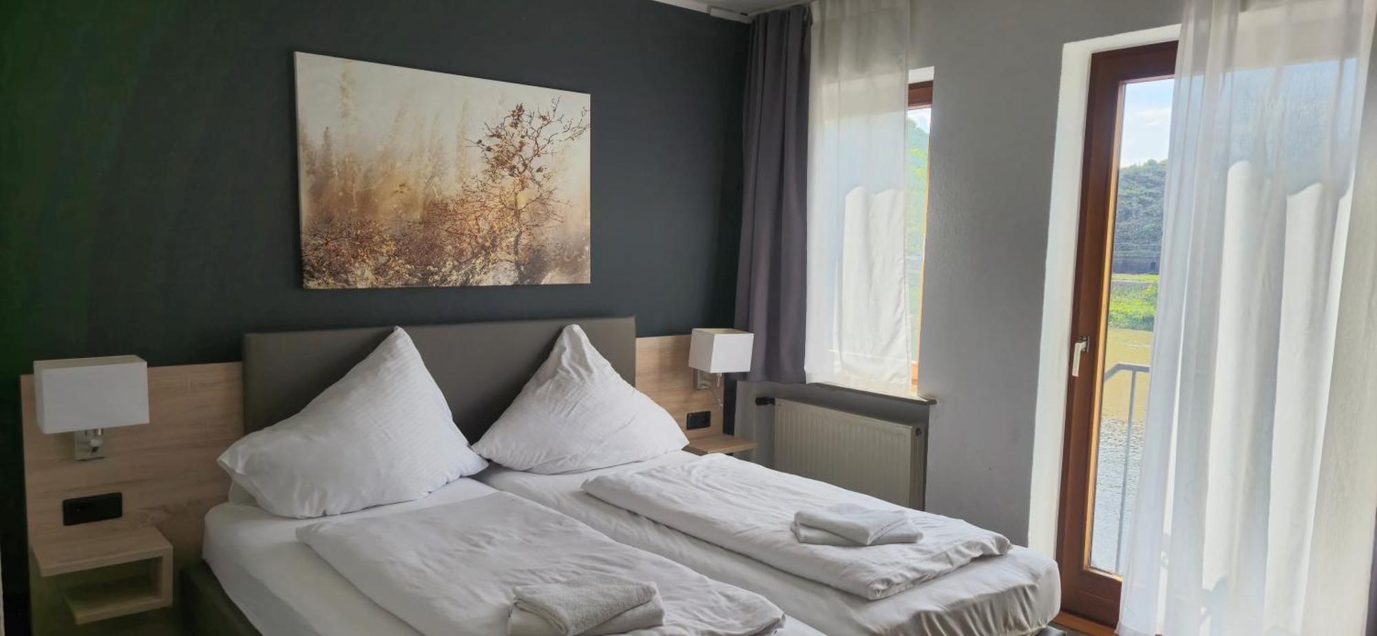 B3 Hotel Niederfell エクステリア 写真